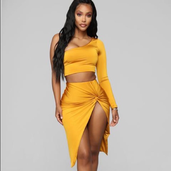 Fashion Nova Dresses & Skirts - (SOLD) Looking Amazing Skirt Set